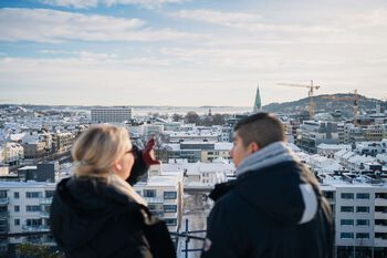 Bildet kan inneholde: himmel, sky, bygning, reise, tårn.