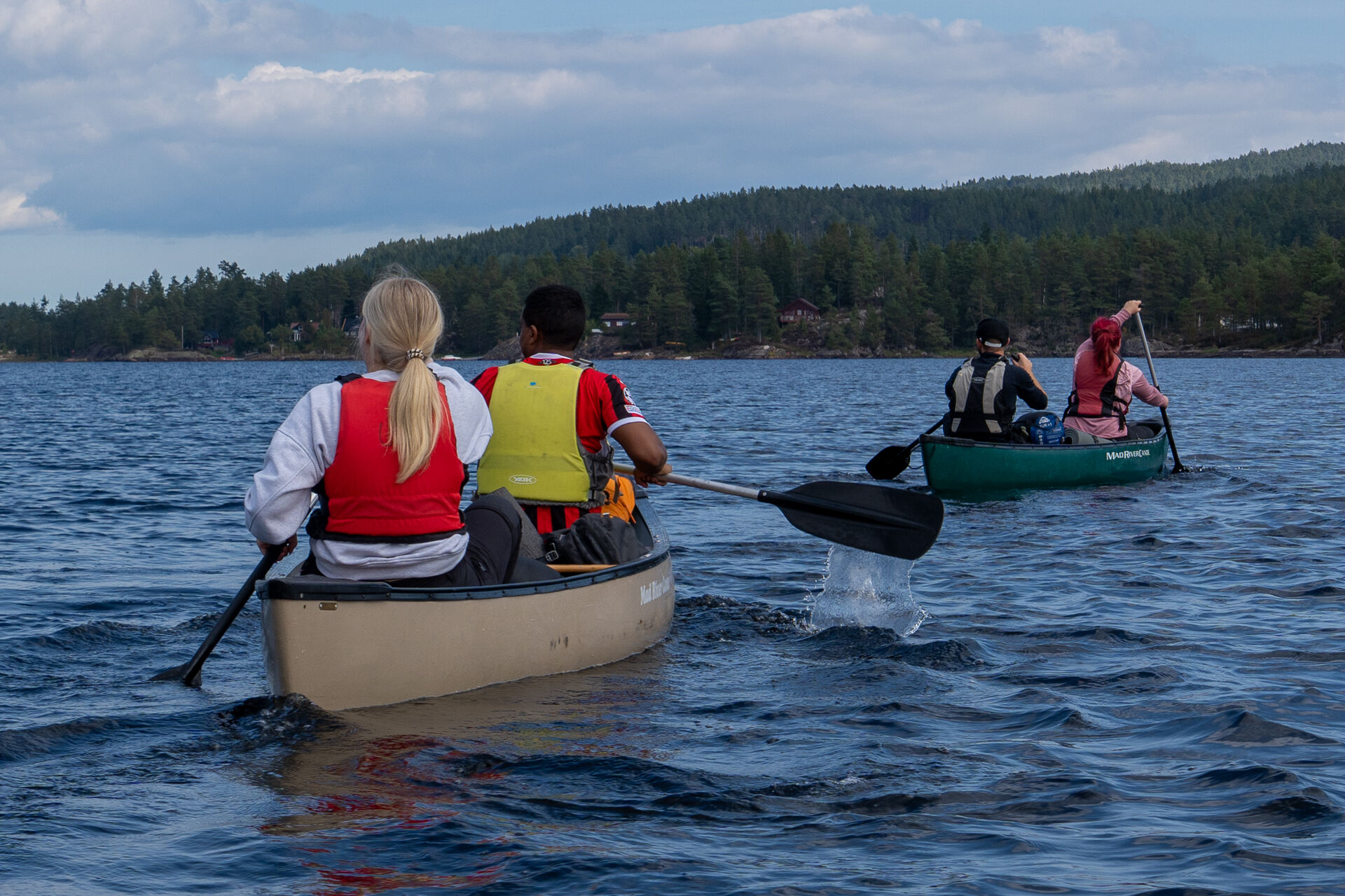 Outdoor life and canoeing at UiA