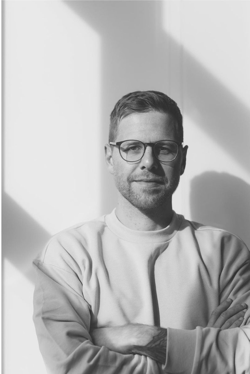 Glasses ,Vision care ,Shoulder ,Beard ,Flash photography.