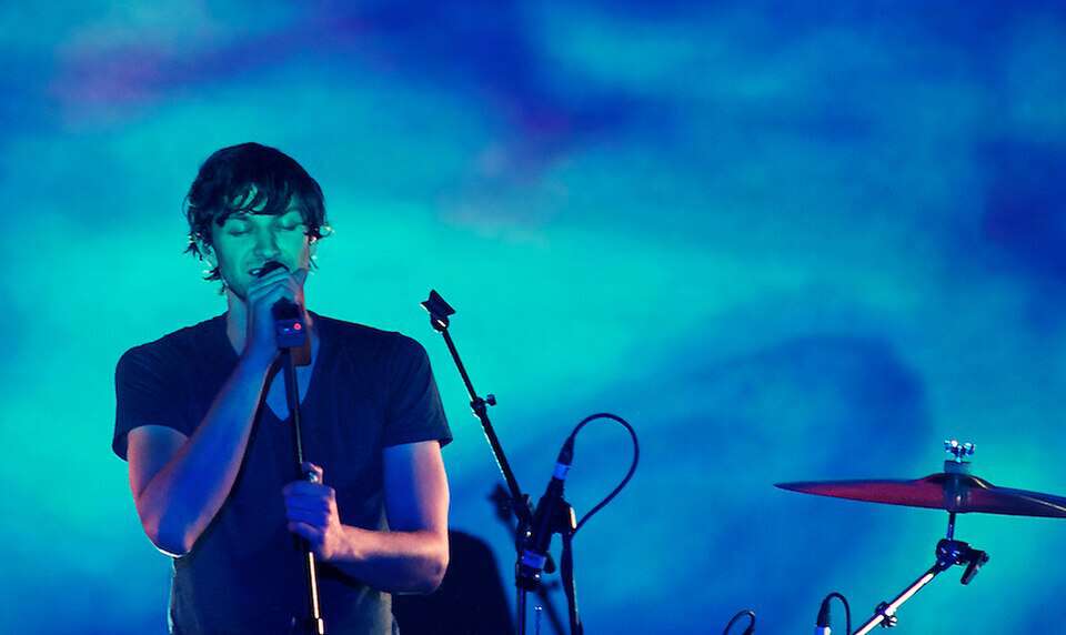 Foto av Gotye på scenen