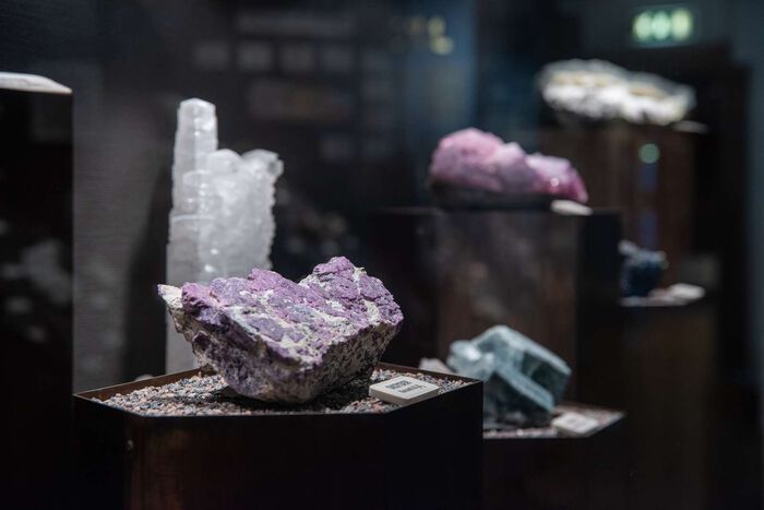 Bildet kan inneholde: mineral, naturmateriale.