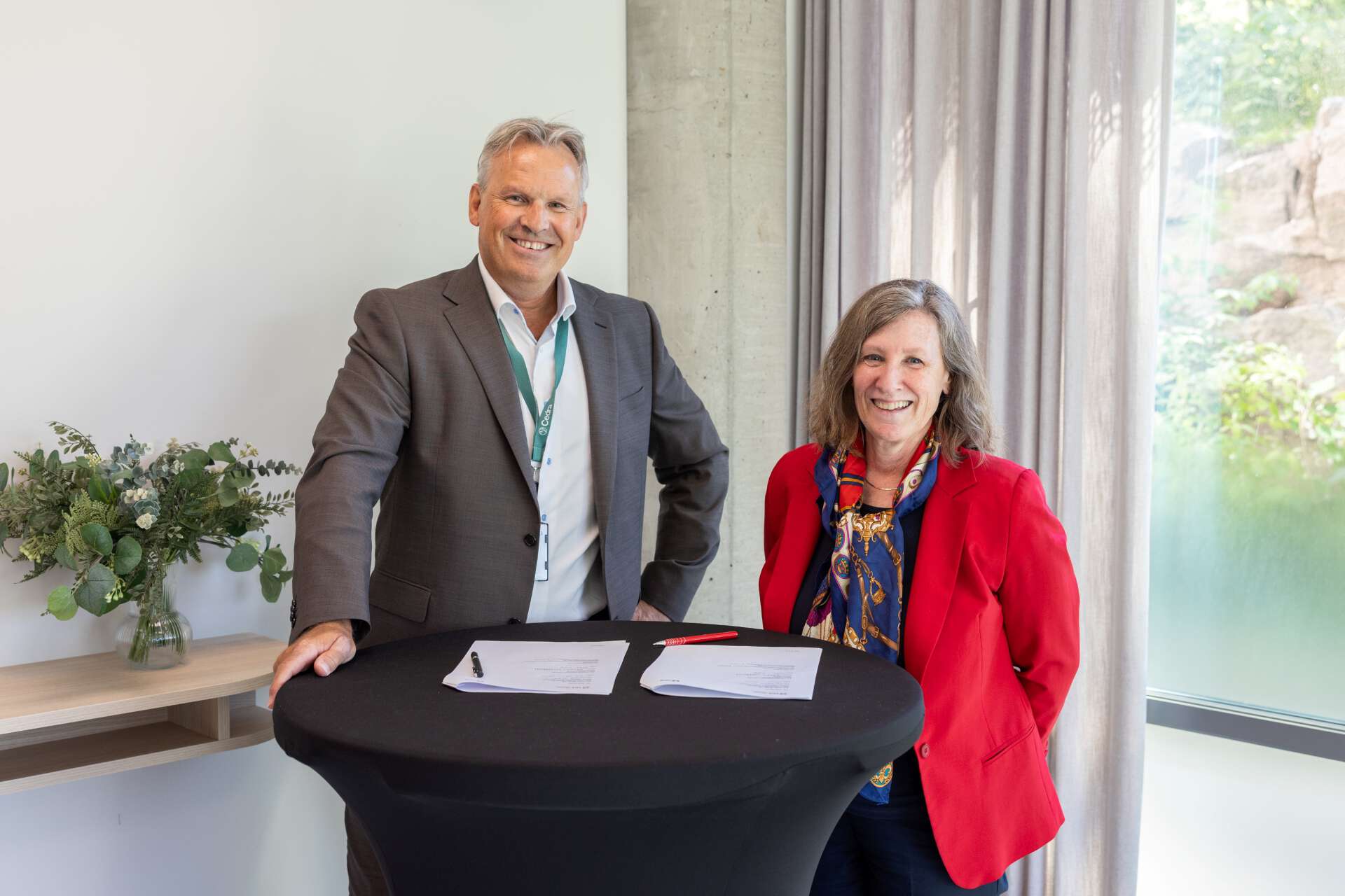 Olav Kristian Stokkenes / Regionleder Cedra Sørlandet og Kristin Wallevik / dekan ved Handelshøyskolen ved UiA