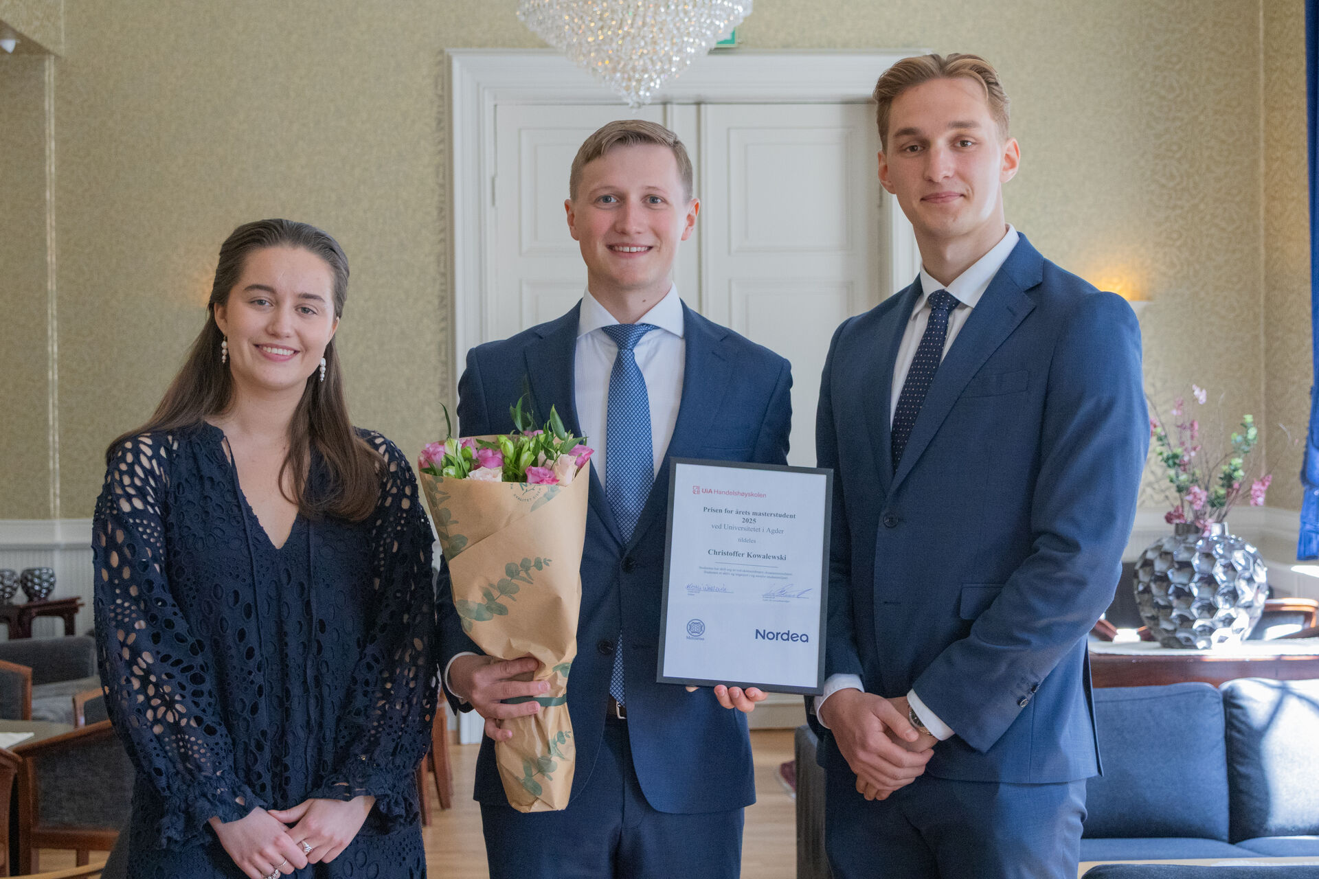 Bildet viser Kristine Høgnes, Christoffer Kowalewski og Halvor Botnmark.