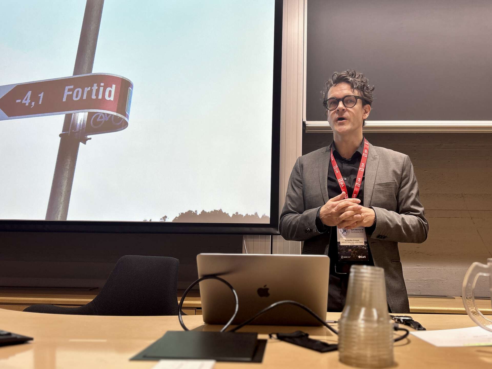 Kristoffer Fjalsett presenterte funn fra doktorgradsprosjektet sitt