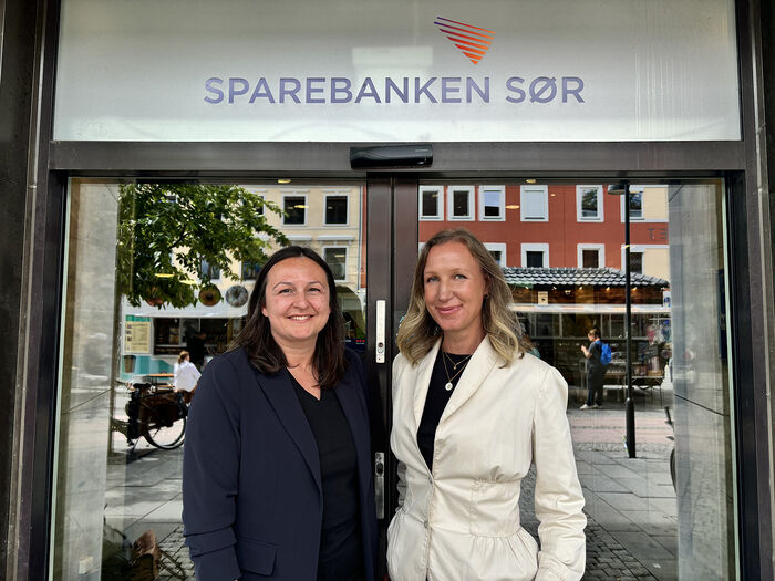 Bildet viser Izabela Tyma og Elisabeth Austad Asser.