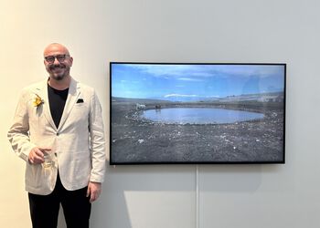 skjermenhet ,visuell kunst ,tv-apparat ,flatskjerm ,led-bakgrunnsbelyst lcd.