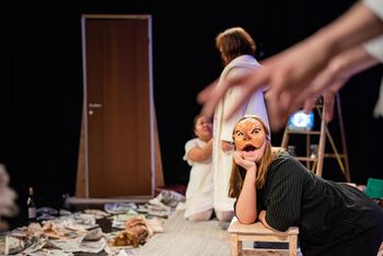 scenekunst ,underholdning ,drama ,teater ,skuespill.