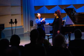 underholdning ,musikk ,scenekunst ,musiker ,piano.