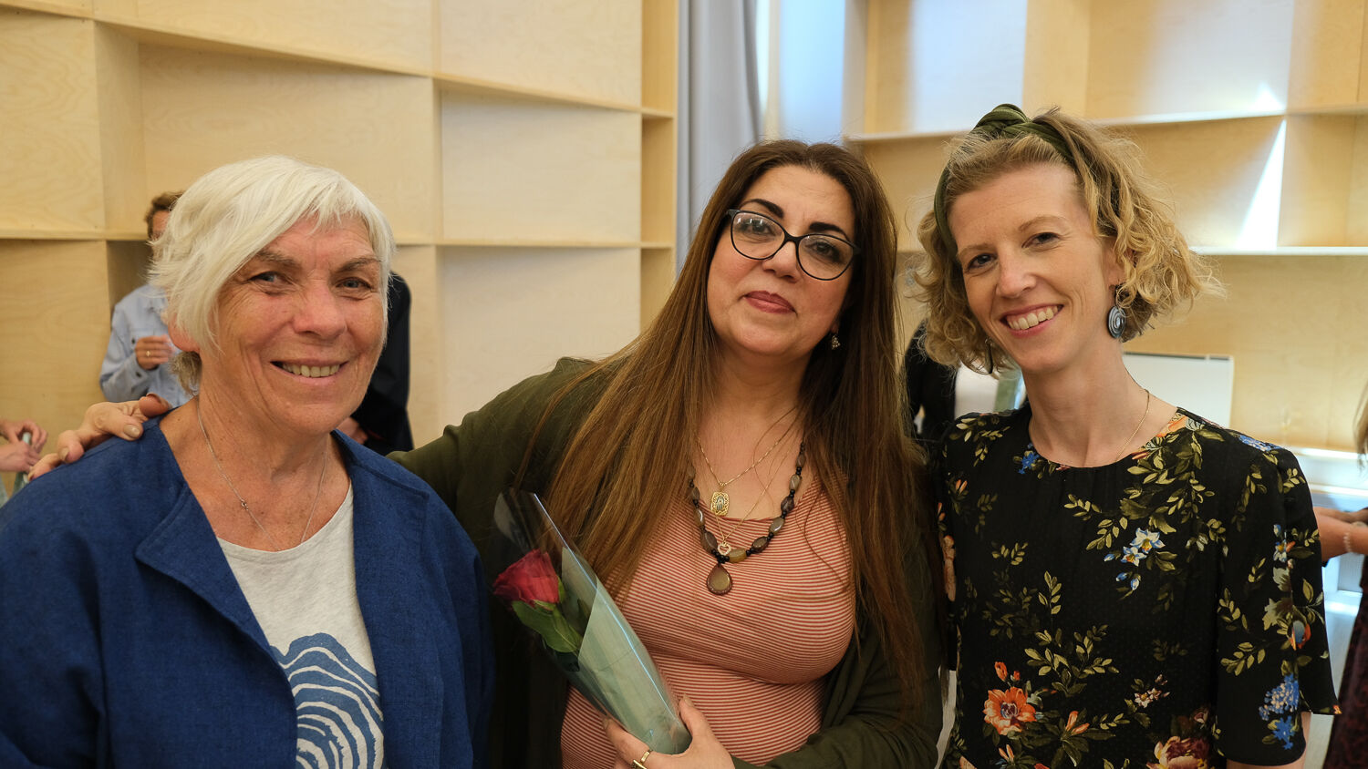 Gruppebilde av Birte Simonsen, Ronak Ahmad Amin og Lene Cherize Haugland Sirevåg