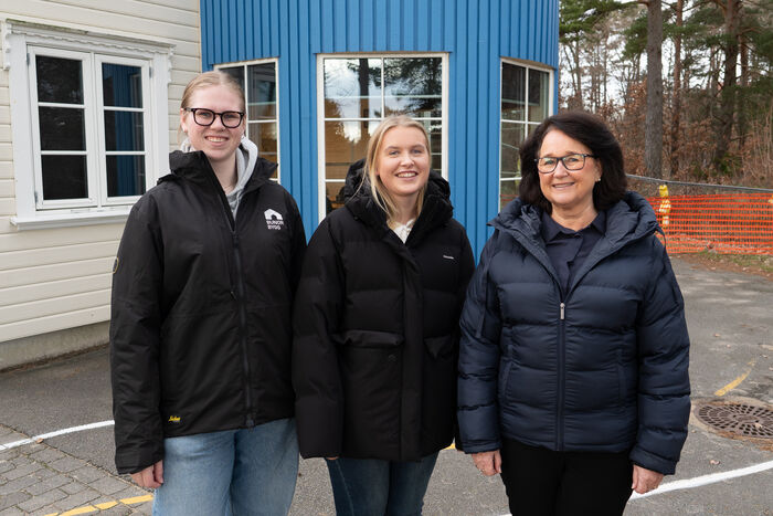 Gruppebilde av Helene, Ingrid og Jorunn