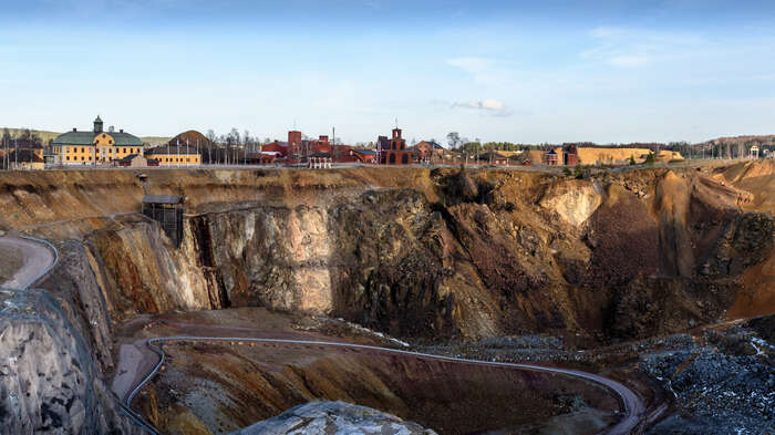 Bildet kan inneholde: stein, terreng, geologisk formasjon, geologi, geologisk fenomen.