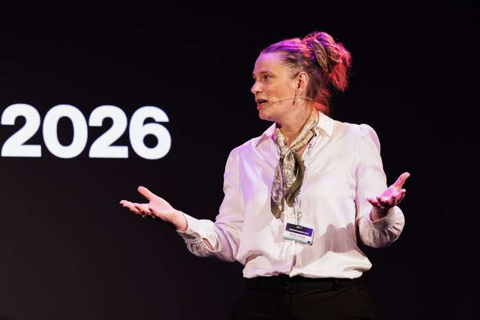 Mikaela Vasstrøm på scenen