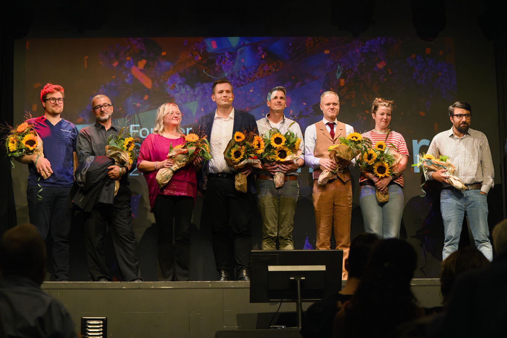 Bildet kan inneholde: musiker, musikk, scenekunst, underholdning, musikkinstrument.