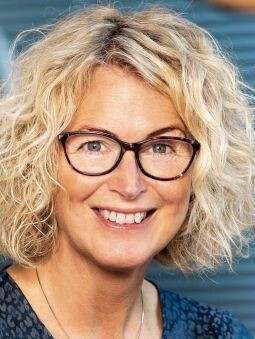 Nærbilde av dekan Marit Wergeland