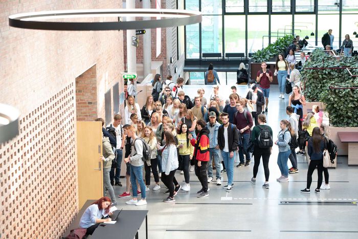 Illustration photo showing students on their way to lecture