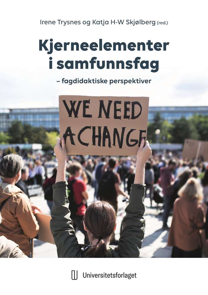 Bildet kan inneholde: mengde, protest, offentlig arrangement, banner, plakat.