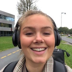 hodetelefoner ,panne ,nese ,hode ,smil.