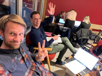 Bildet viser Ole Gerhard Sørensen og Jan Andre Hansen som jobber sammen.