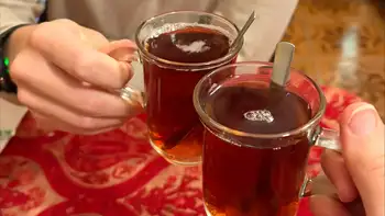 Bildet kan inneholde: servise, drikkeutstyr, earl grey-te, te, serveringsutstyr.