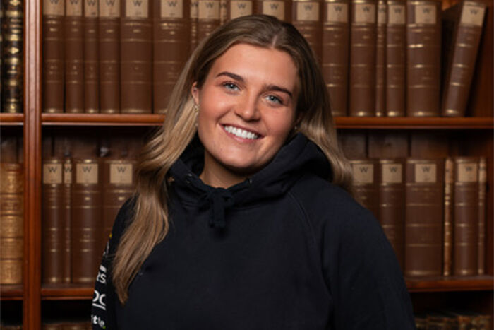 Josefine Akselsen, bærekraftsrådgiver hos Stiftelsen Norsk Luftambulanse